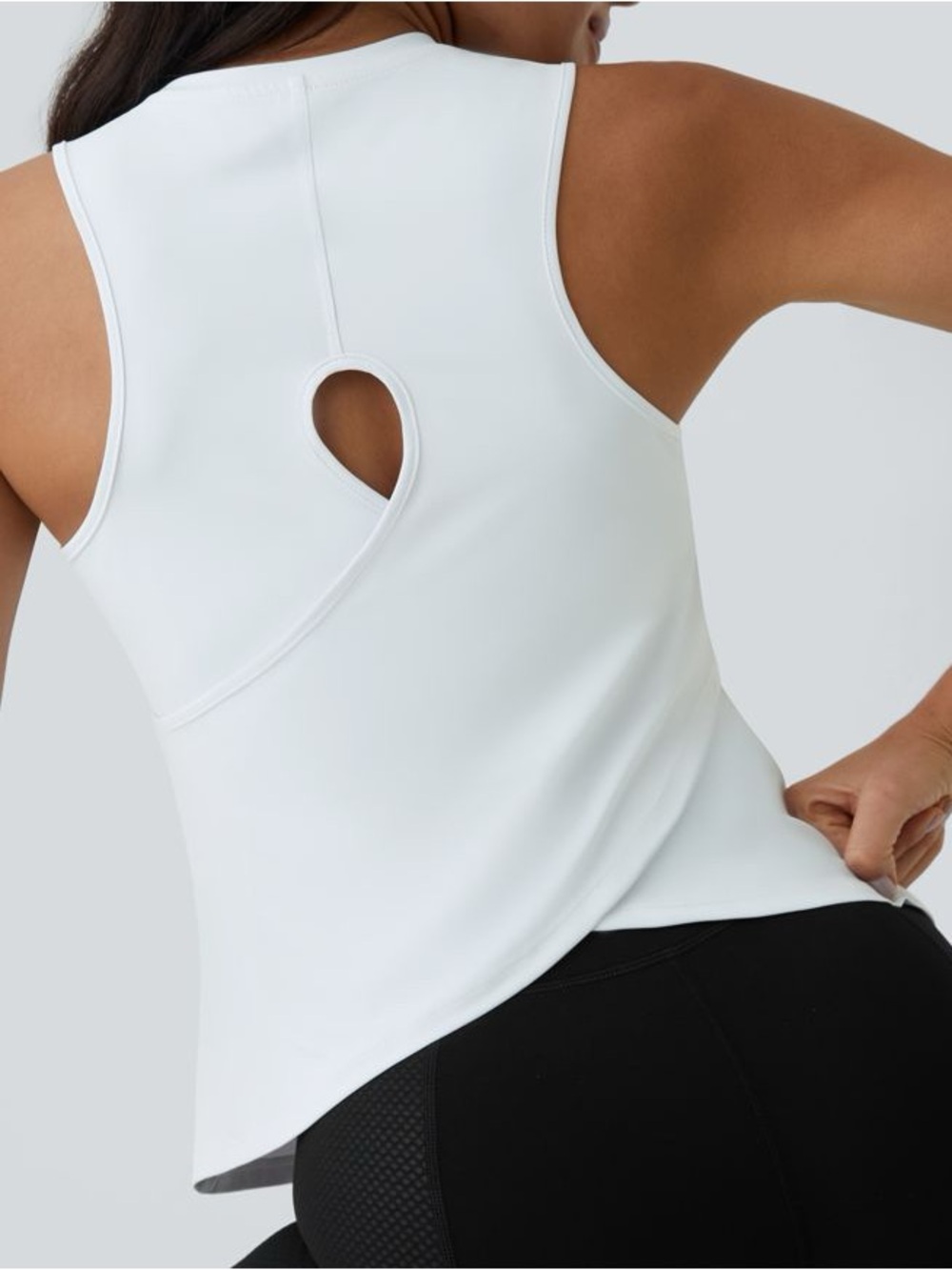 halara Cut Out Crossover Hem Solid Yoga Tank Top - size XL - White - NEW